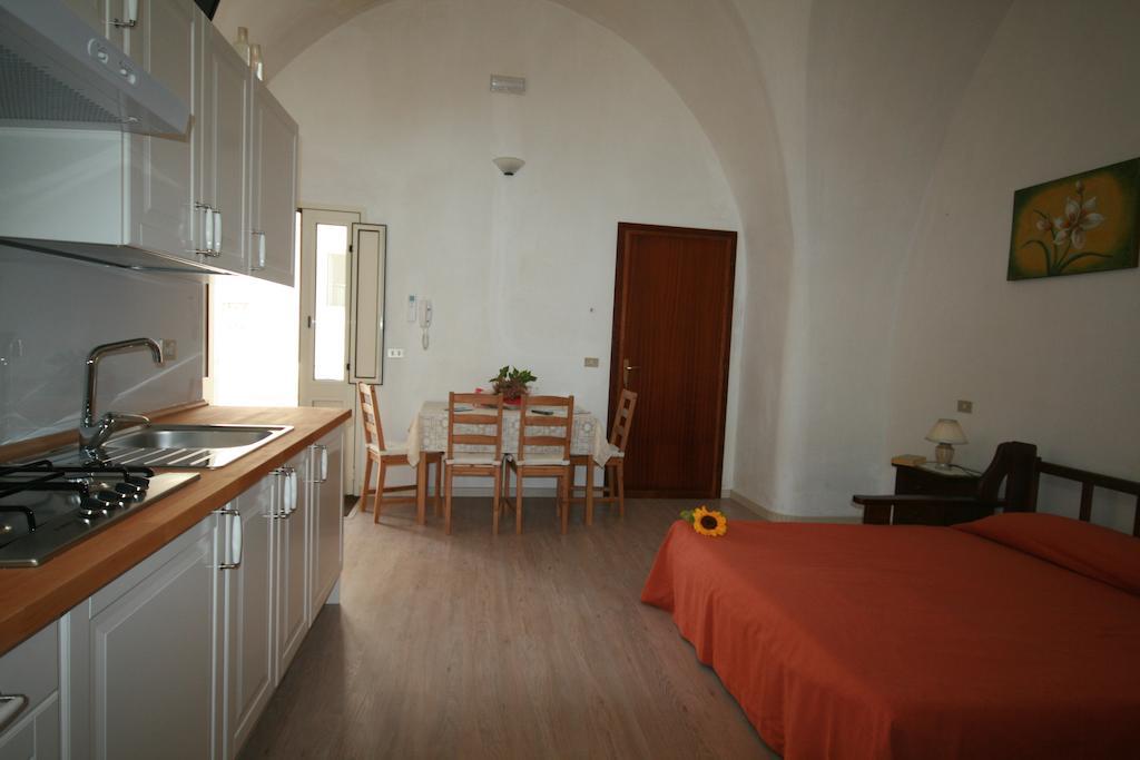 Santa Maria De Lu Trisciulu Bed and Breakfast Castrignano del Capo Δωμάτιο φωτογραφία